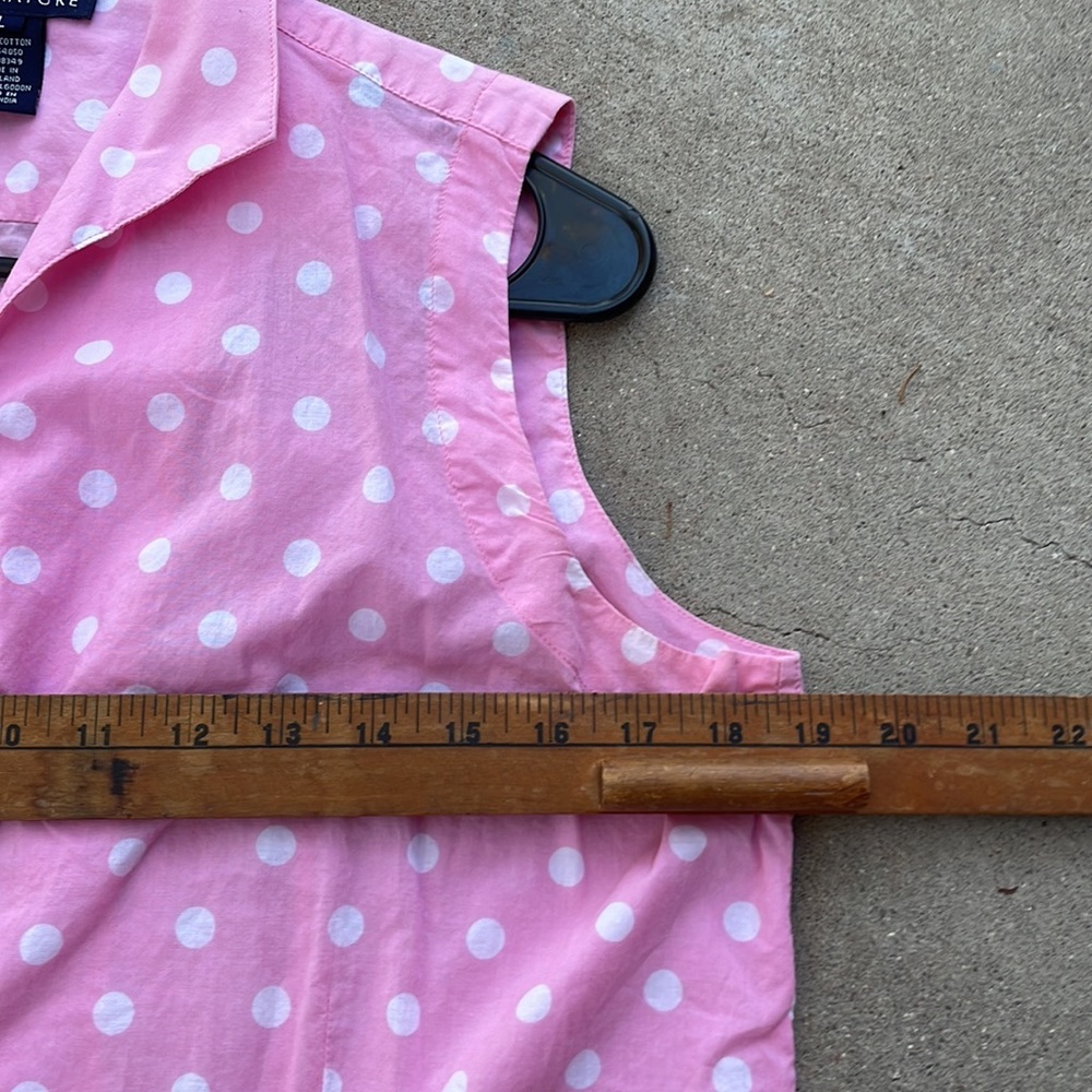 JONES NEW YORK SIGNATURE BARBIE PINK POLKA DOT SLEEVELESS SHIRT - Picture 7 of 8